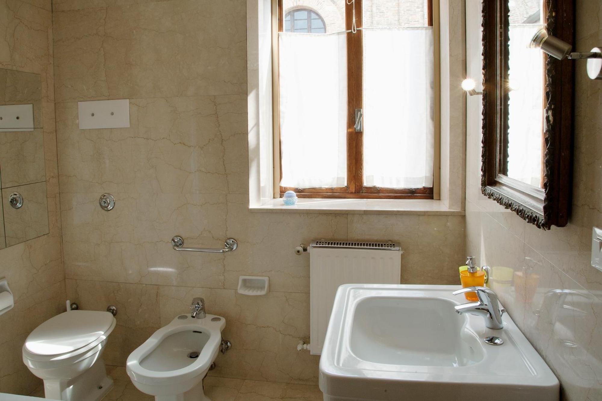 Ca Lezze Bell'Appartamento Nel Cuore Di Venezia Exterior photo