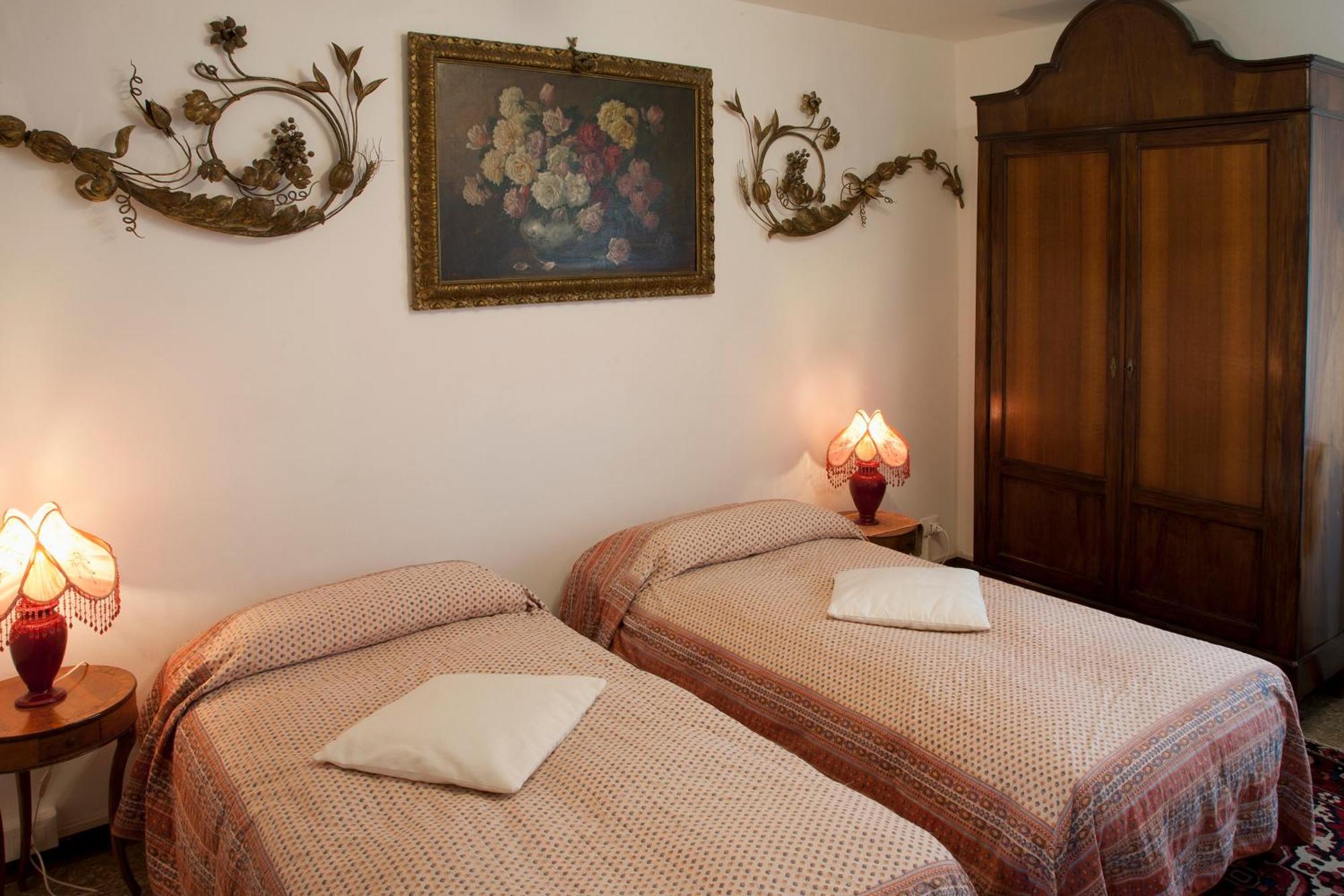 Ca Lezze Bell'Appartamento Nel Cuore Di Venezia Exterior photo