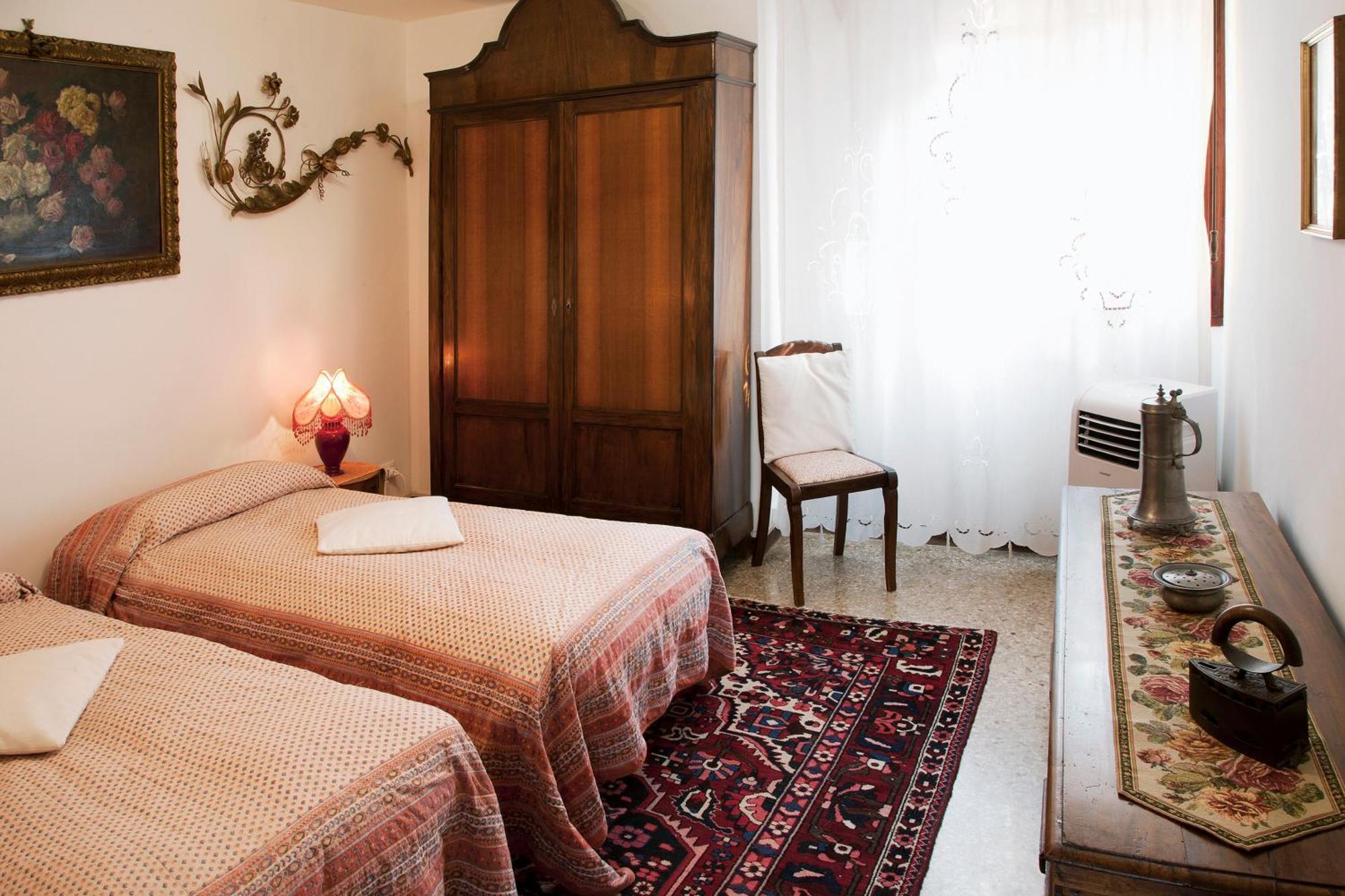 Ca Lezze Bell'Appartamento Nel Cuore Di Venezia Exterior photo