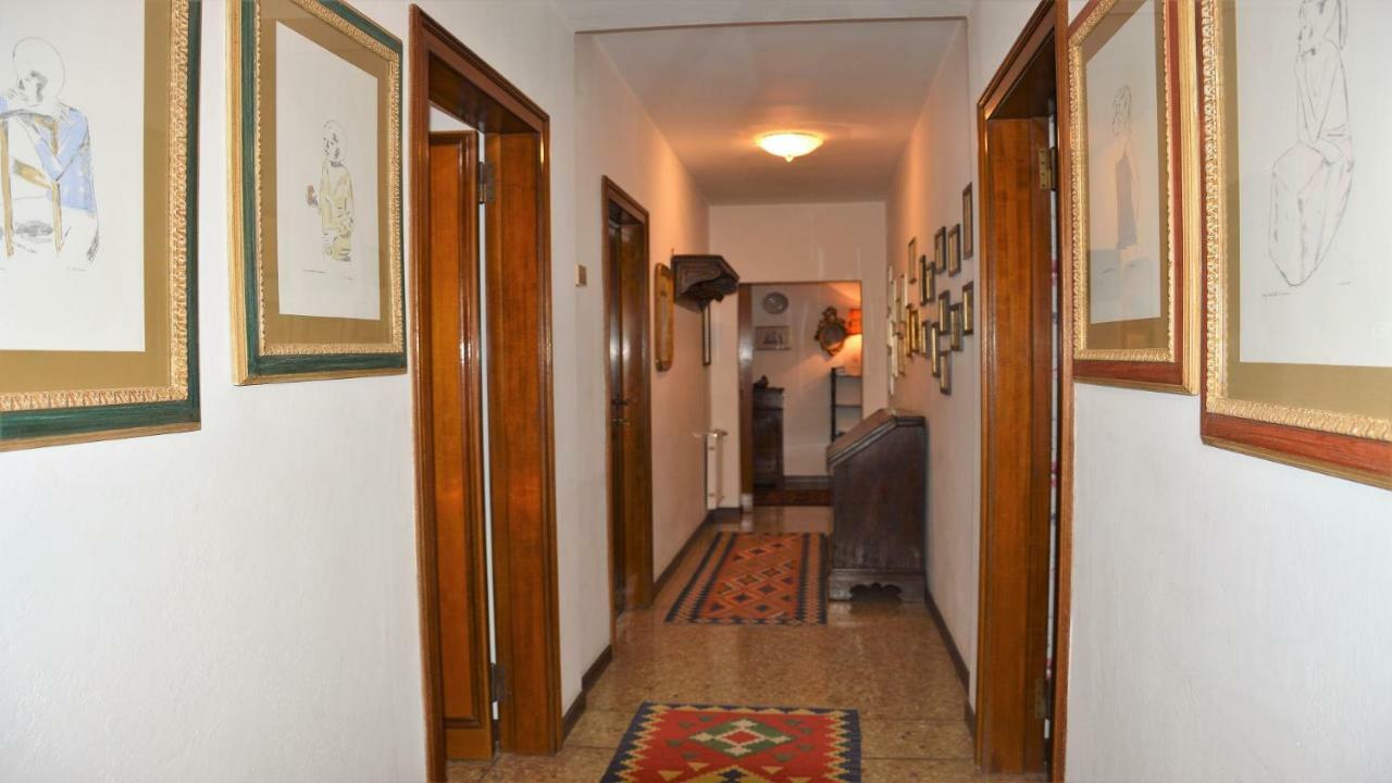 Ca Lezze Bell'Appartamento Nel Cuore Di Venezia Exterior photo