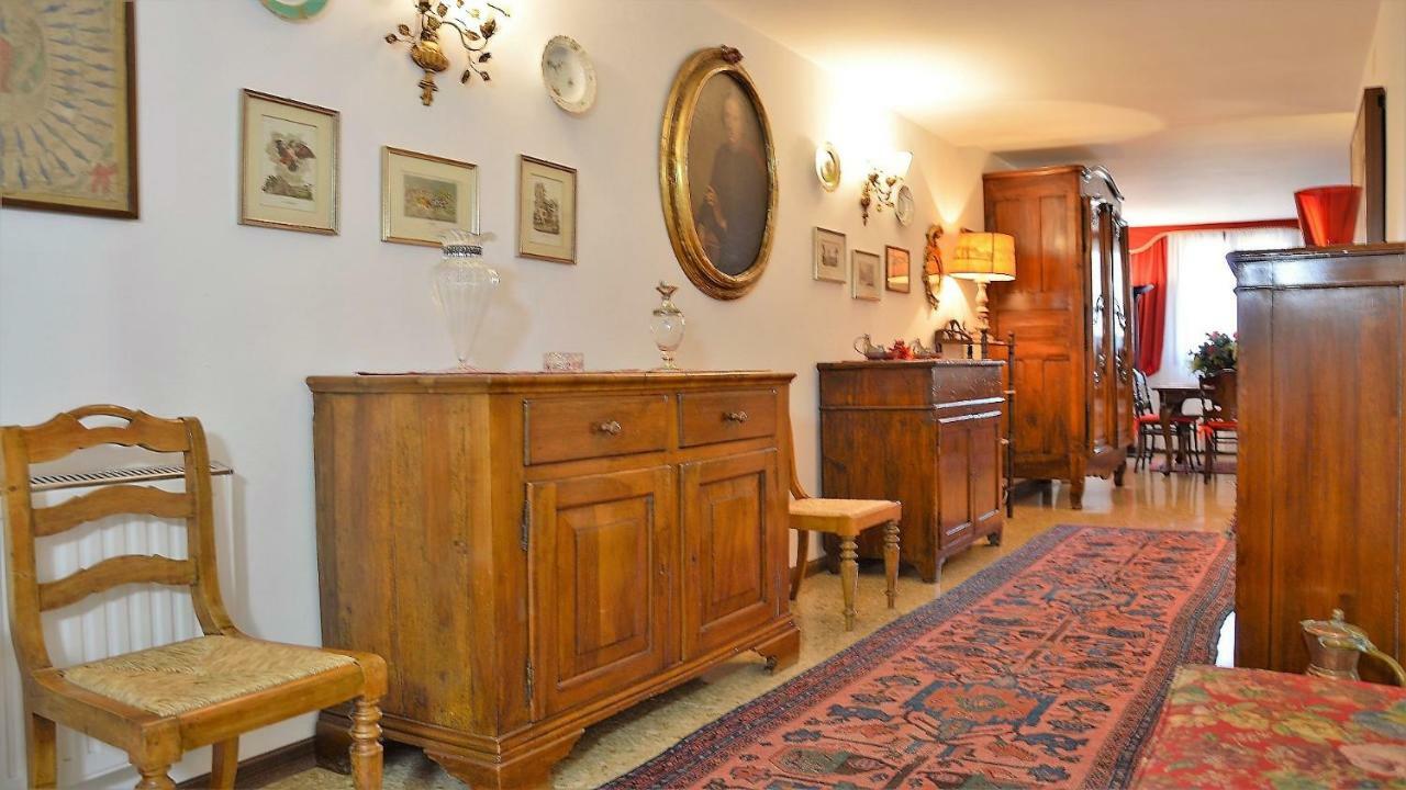 Ca Lezze Bell'Appartamento Nel Cuore Di Venezia Exterior photo